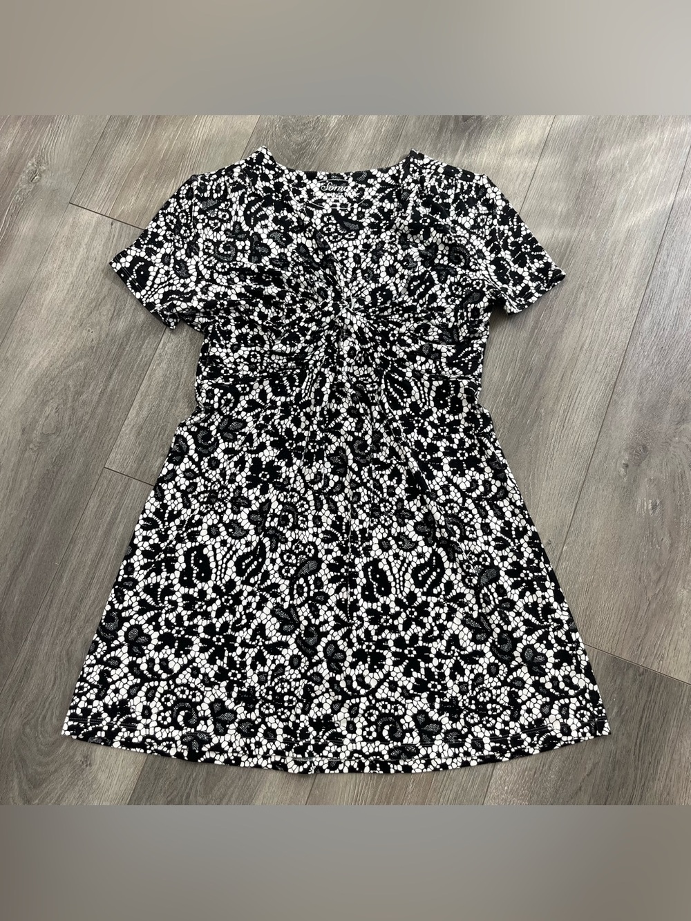 Soma Live.Lounge.Wear Black White Floral Twist Front Dress XS